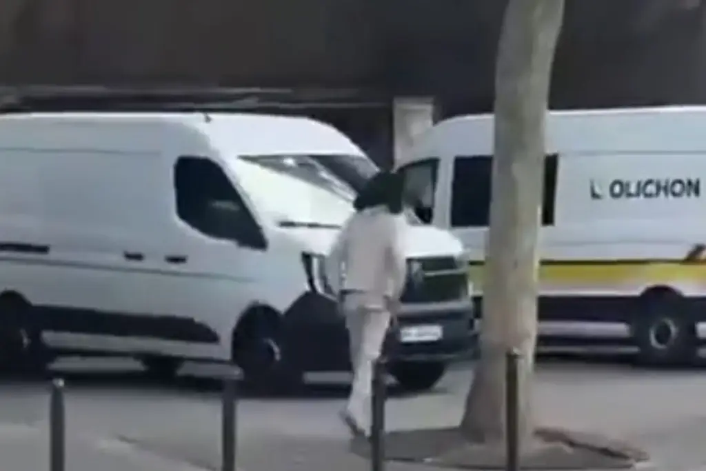 atacan a mujeres paris