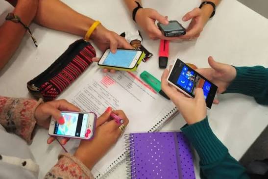celulares en escuelas